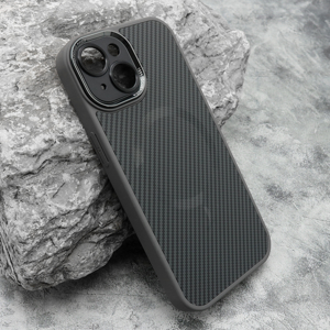 Slika od Futrola CARBON MagSafe za iPhone 15 (6.1) siva (small camera)