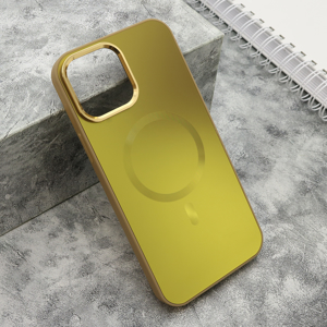 Slika od Futrola COLOR METAL MagSafe za iPhone 13 Pro Max (6.7) zlatna