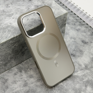 Slika od Futrola COLOR METAL MagSafe za iPhone 16 Pro (6.3) srebrna
