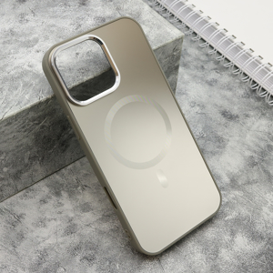 Slika od Futrola COLOR METAL MagSafe za iPhone 16 Pro Max (6.9) srebrna