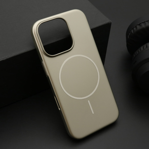 Slika od Futrola PURE MATTE MagSafe za iPhone 16 Pro (6.3) zlatna